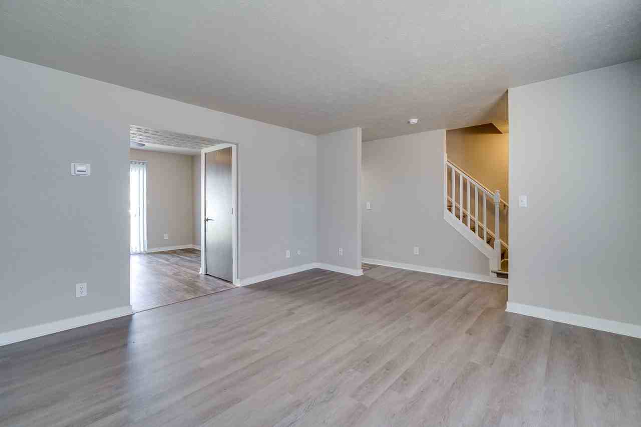 The Legends - Photo 4 of 50