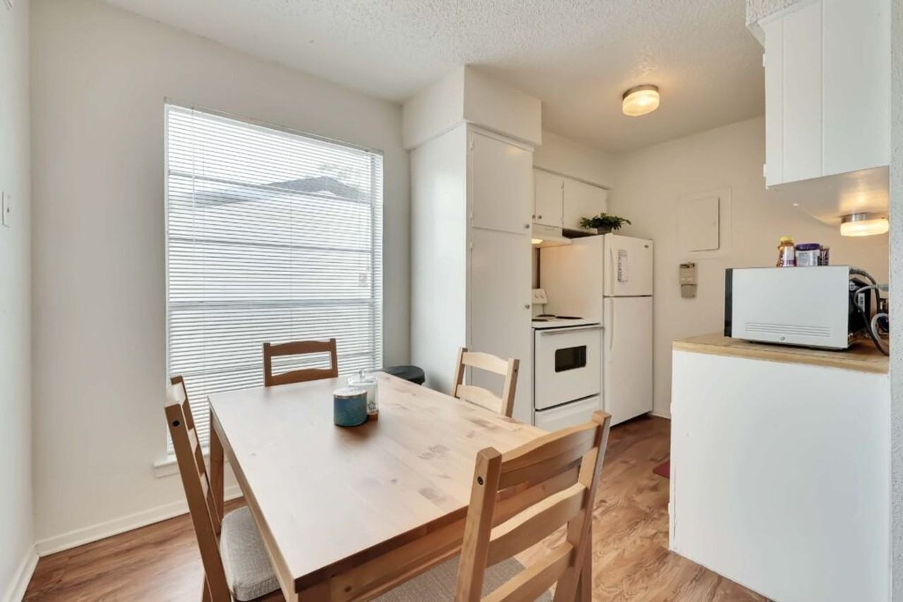2803 Hemphill Park #B201 - Photo 4 of 26