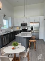 featured image of 915 46th Ave S