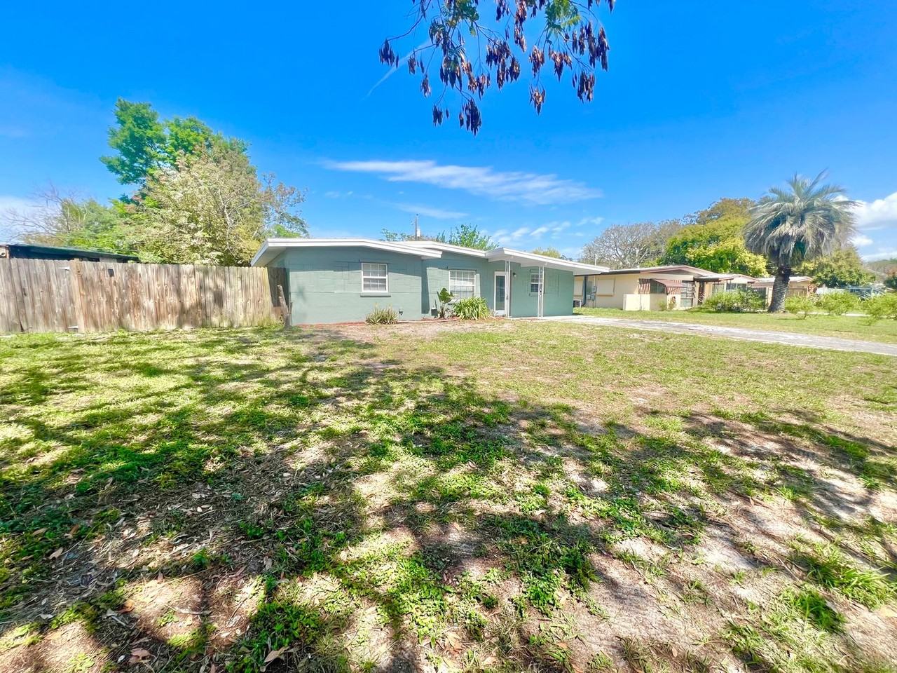 5211 Kapok Dr - Photo 2 of 27