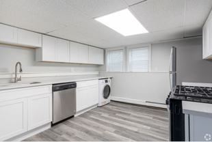 126 Leyden St - Photo 1 of 1