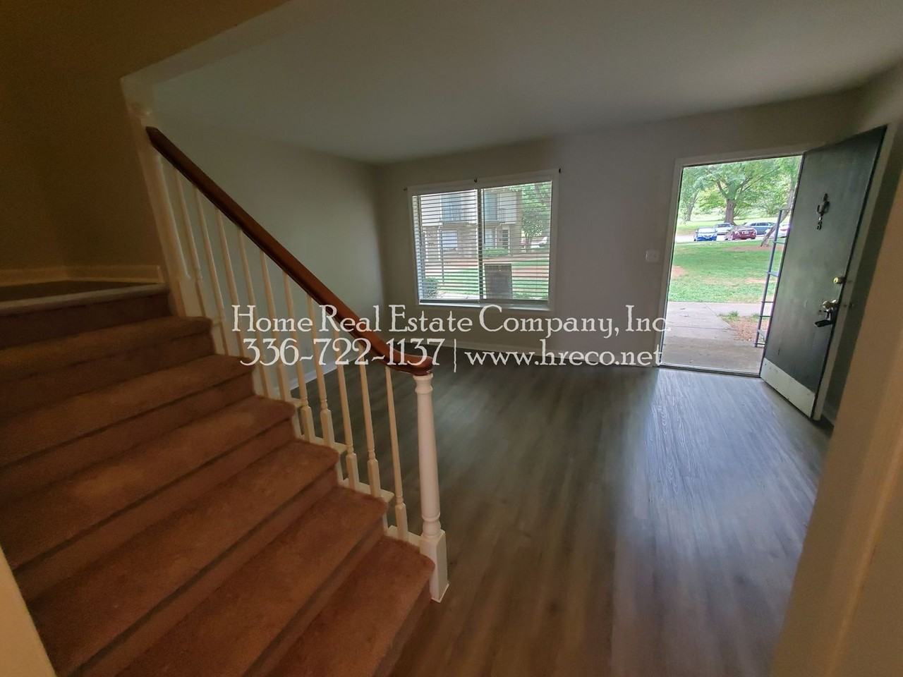 1437 Brookwood Dr #B - Photo 2 of 12