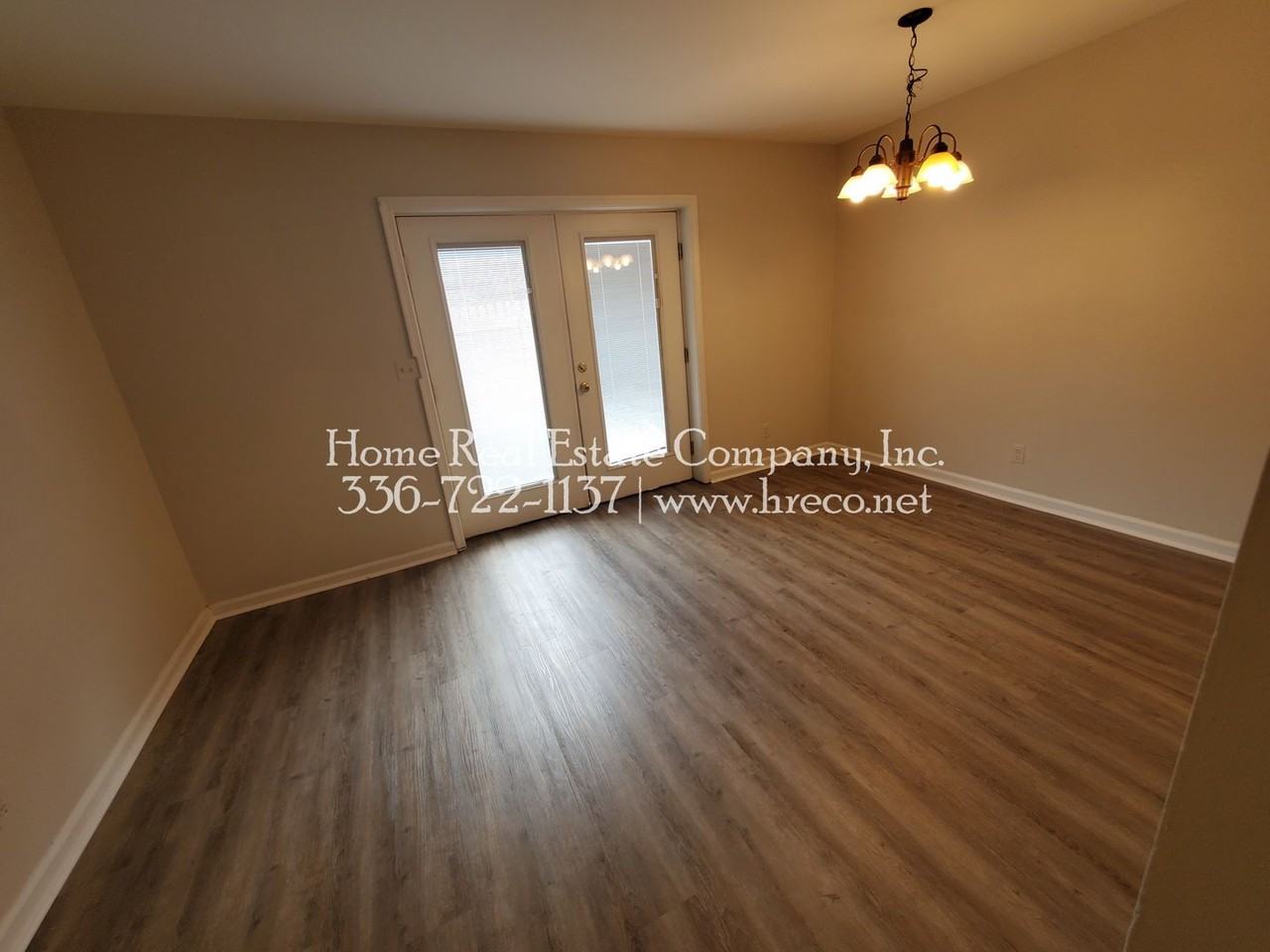 1437 Brookwood Dr #B - Photo 4 of 12