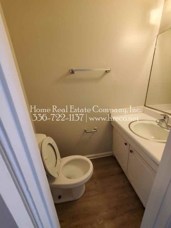 1437 Brookwood Dr #B - Photo 6 of 12