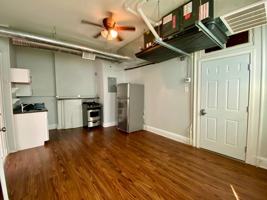 featured image of 2337 W Clifton Ave