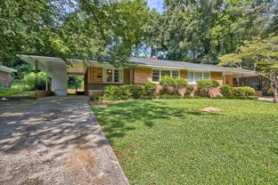 201 Waccamaw Avenue - Photo 1 of 1