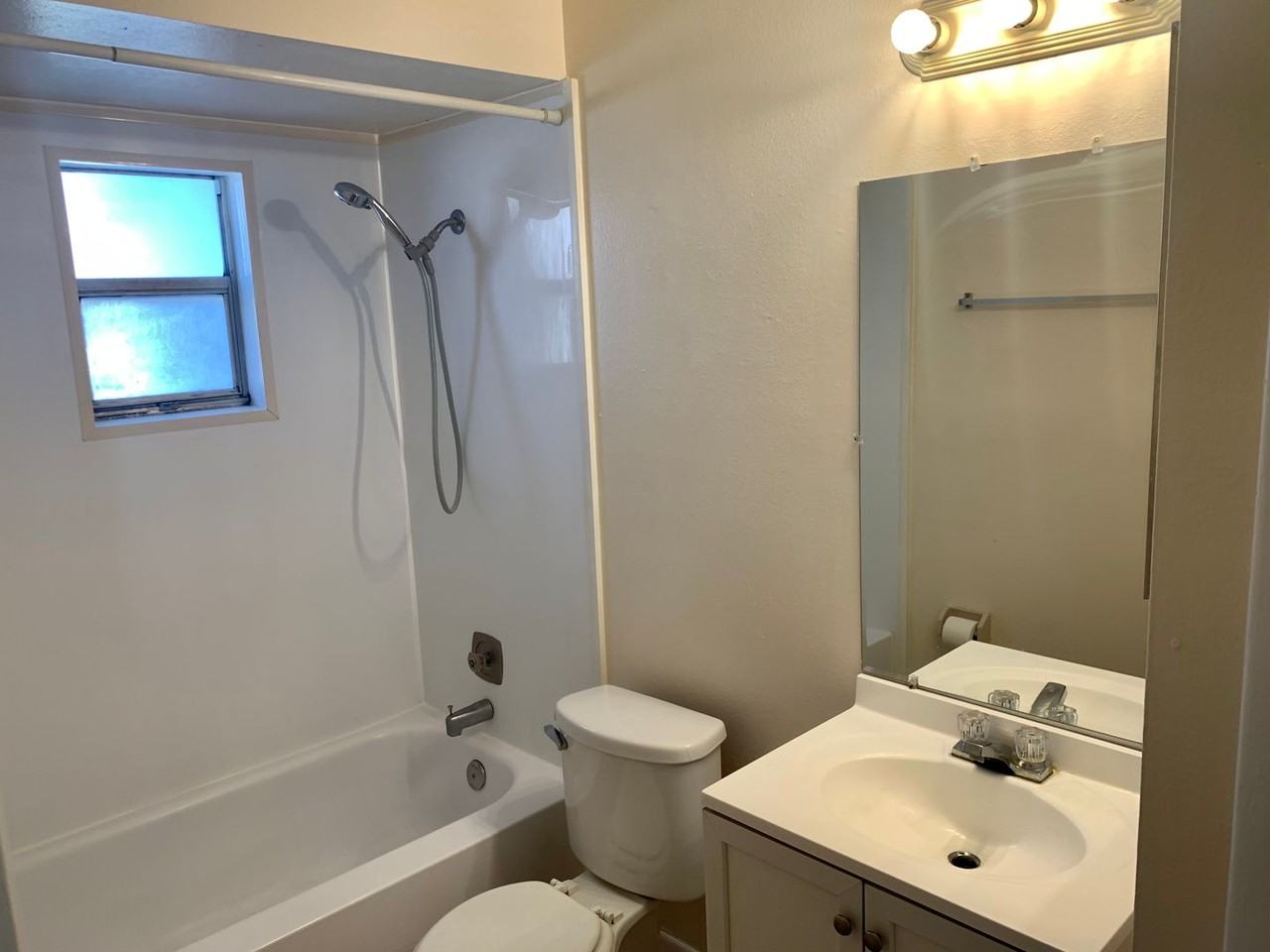 3738 67th Ave N - Photo 6 of 10