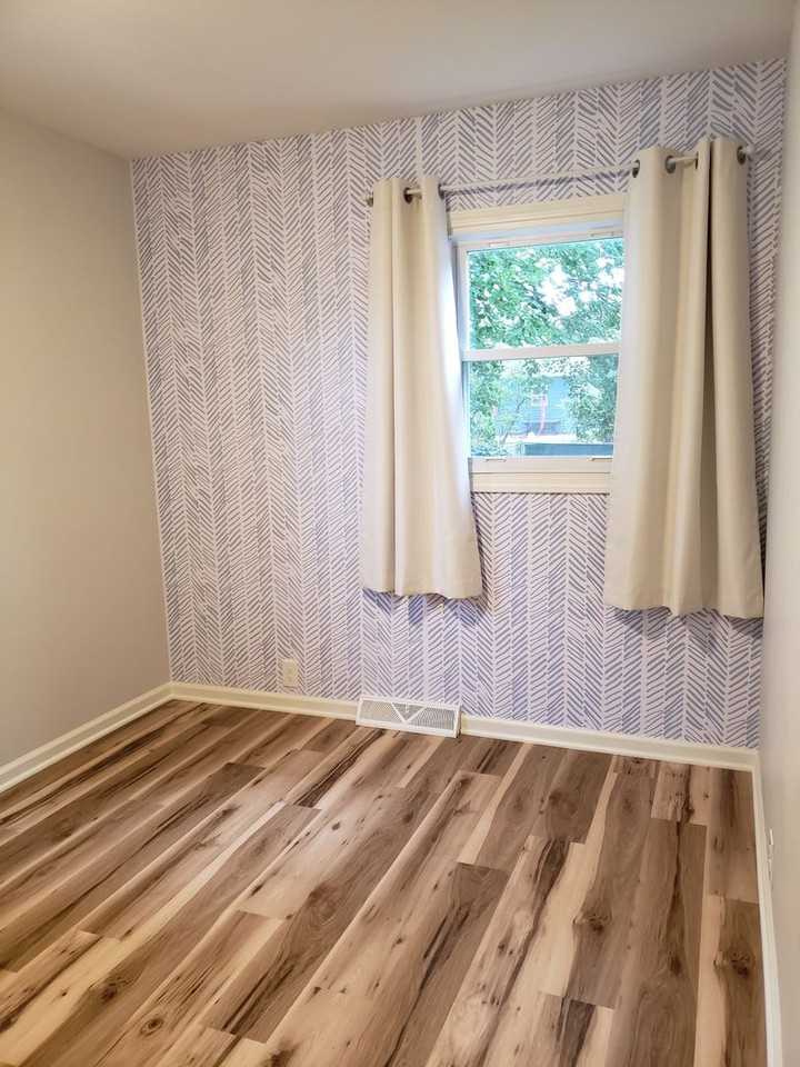 549 Elkenburg Street - Photo 6 of 14