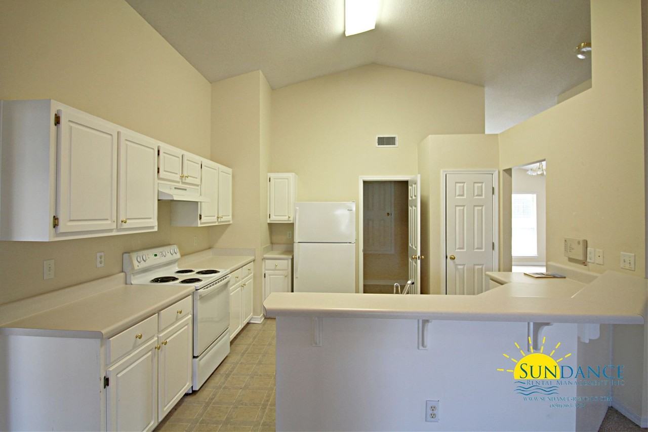 405 Pristine Water Ln - Photo 6 of 17