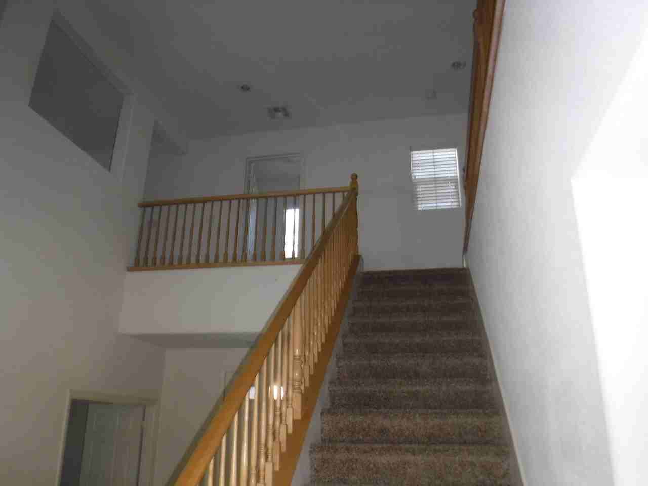 2305 Mountain Rail Dr - Photo 5 of 10