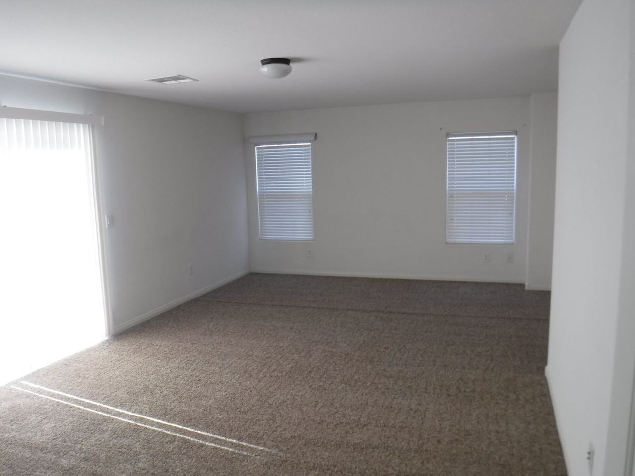 2305 Mountain Rail Dr - Photo 7 of 10