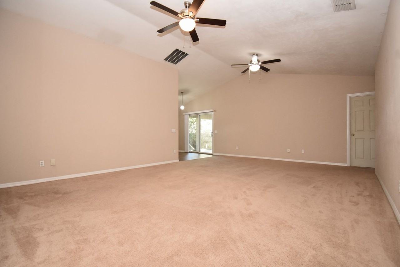 8318 Sw 64th Pl - Photo 3 of 23