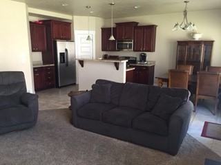 8943 S Heights Dr - Photo 4 of 8