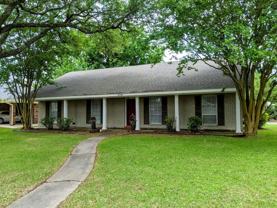 300 Highland Dr - Photo 1 of 1