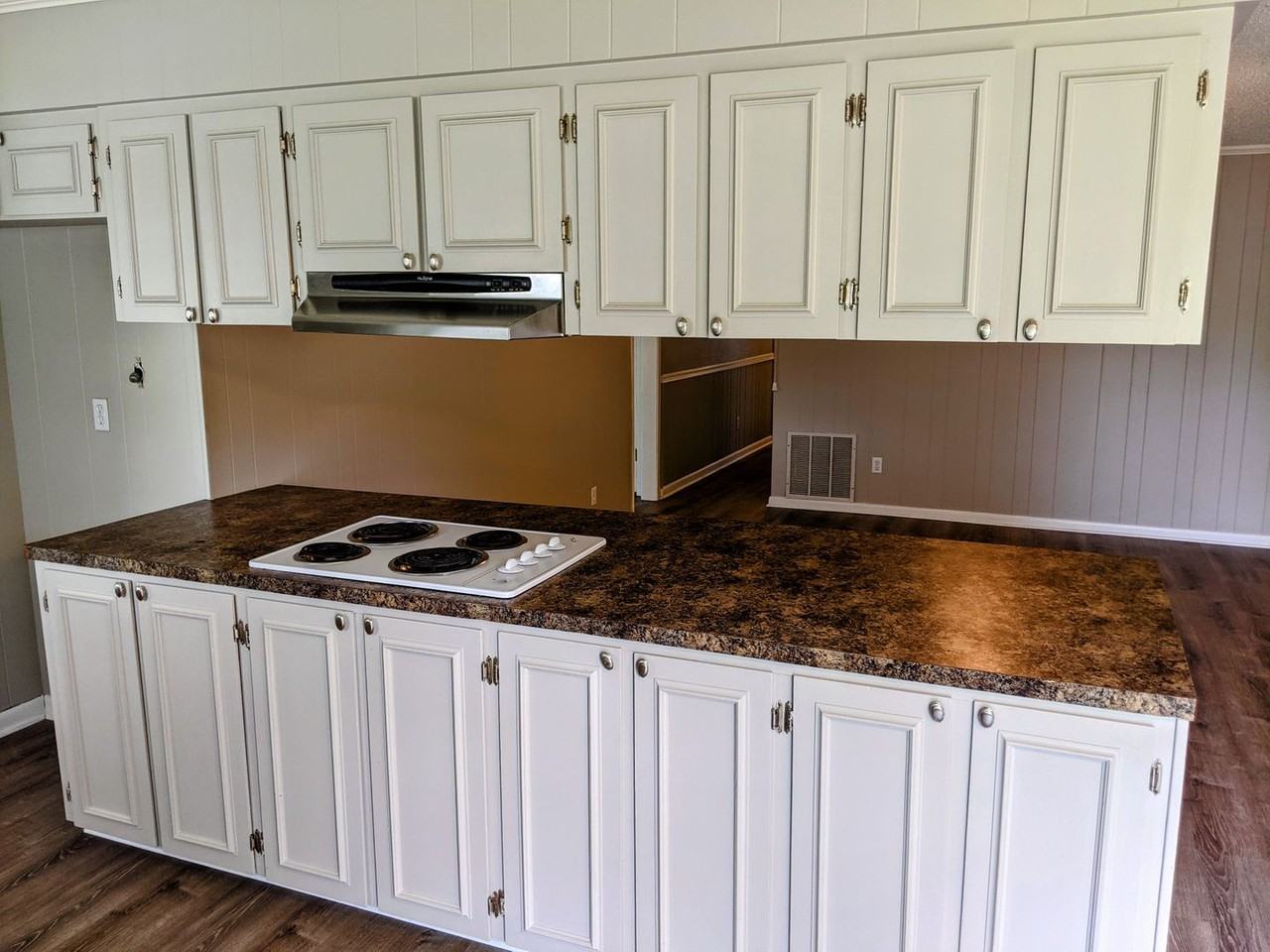 300 Highland Dr - Photo 6 of 22