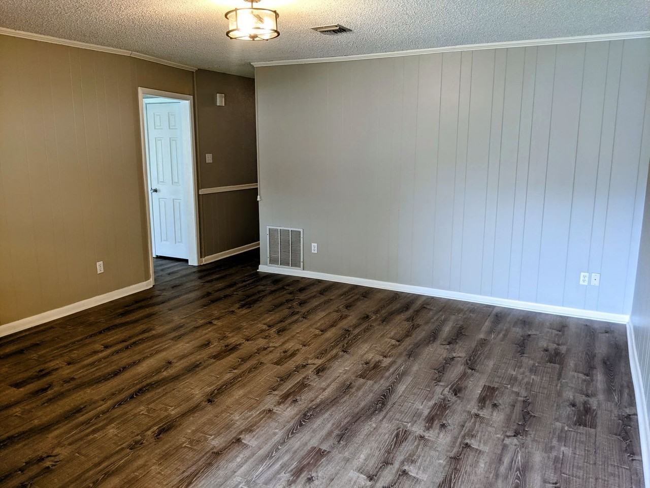 300 Highland Dr - Photo 7 of 22