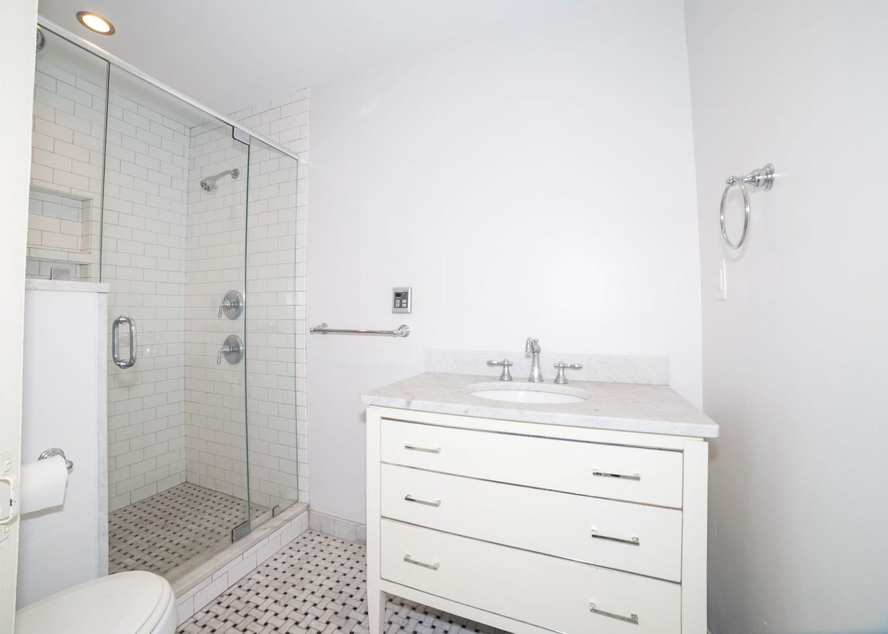 2018 Frampton Ave - Photo 3 of 21