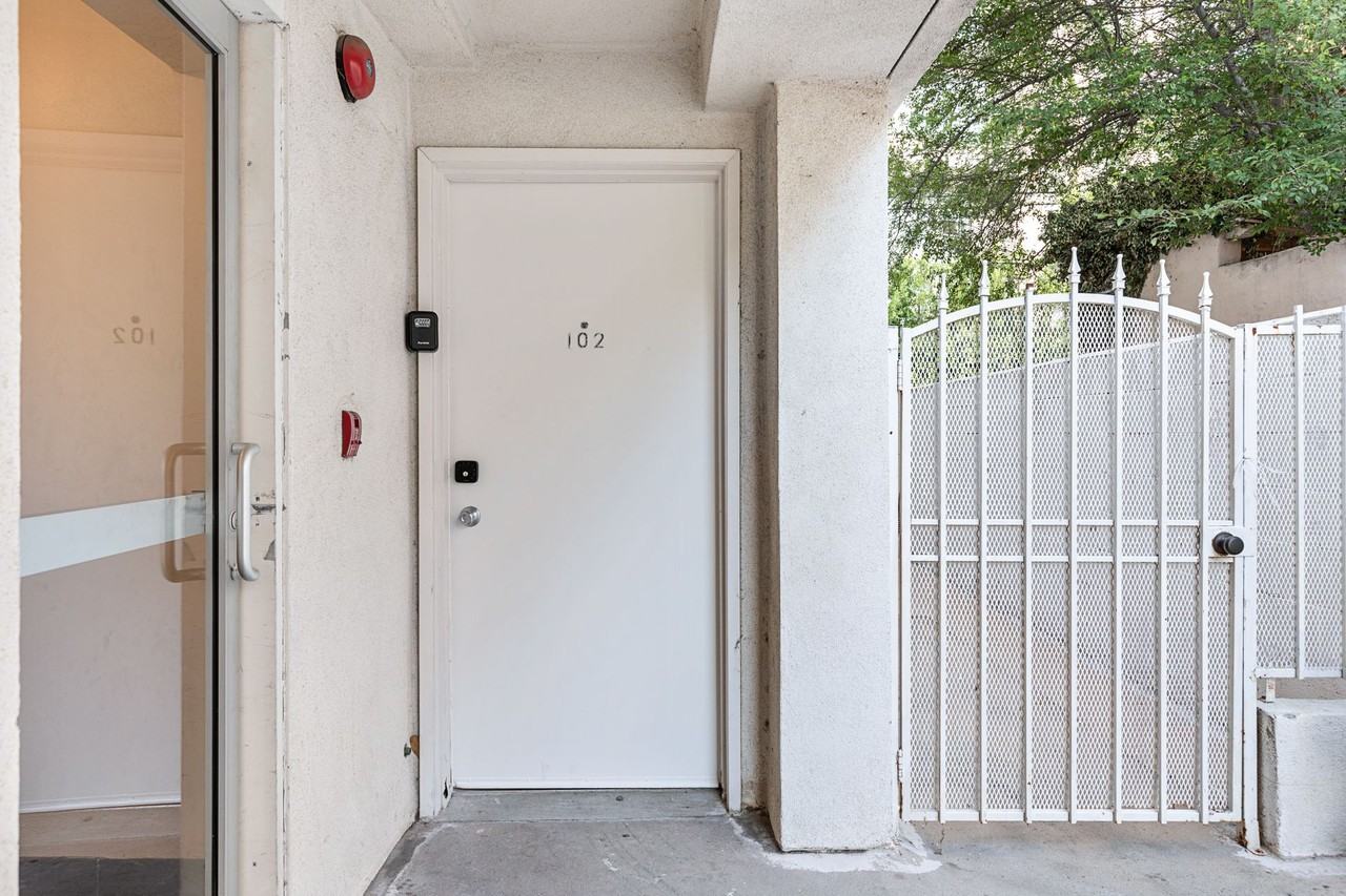 10777 Ashton Ave - Photo 3 of 50