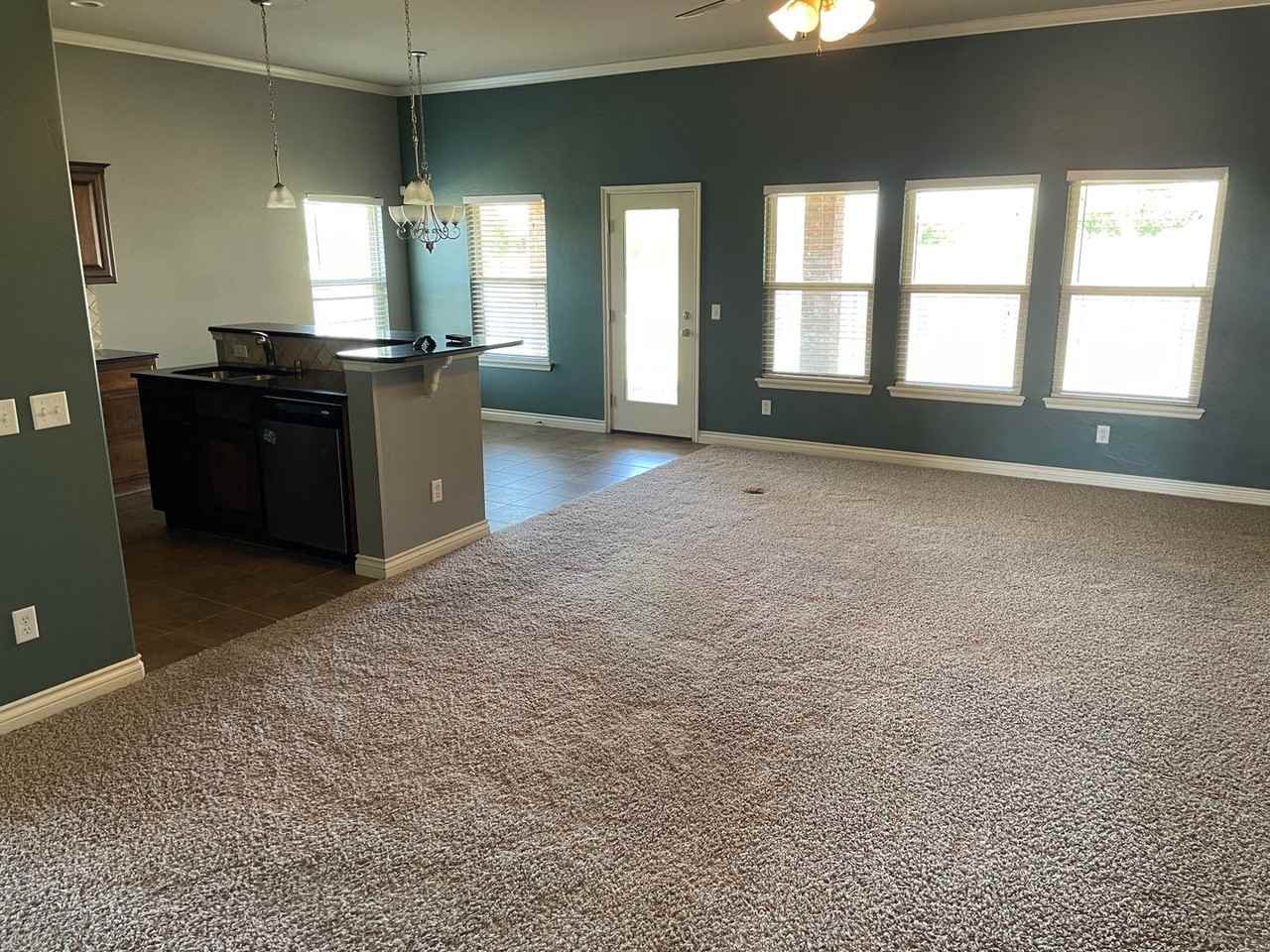 2605 Nw 180th St - Photo 5 of 15