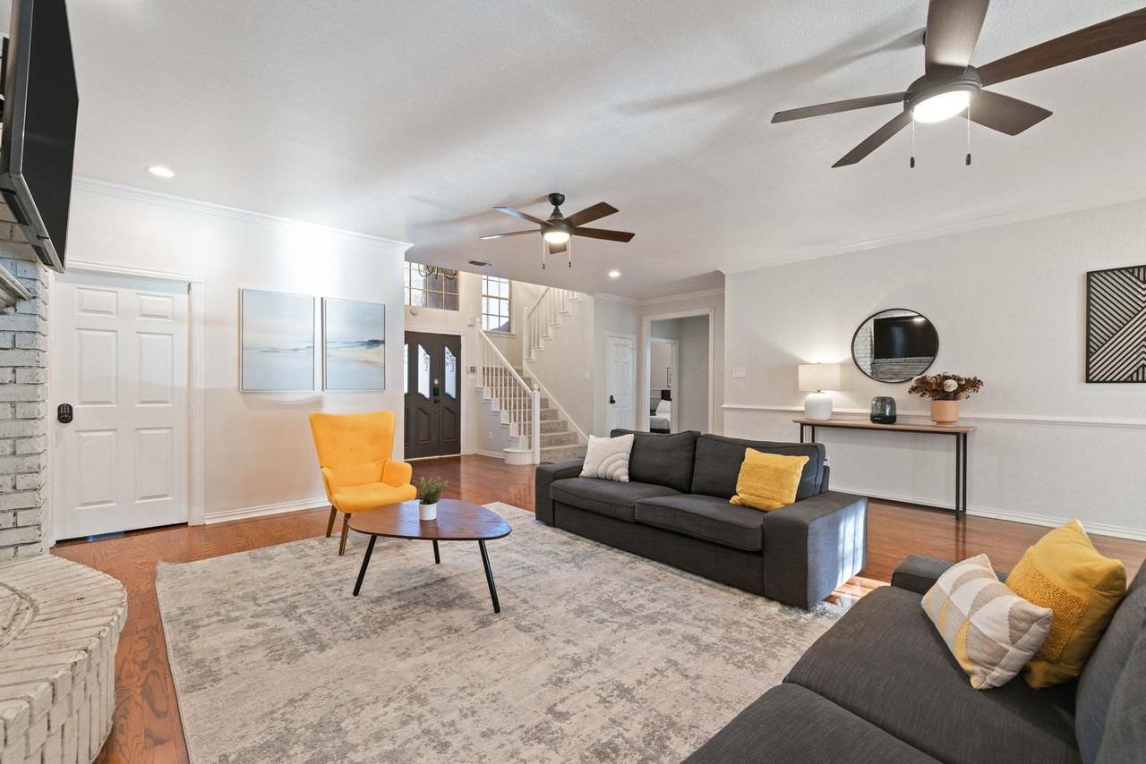 7701 Ridgeway Ct #NA - Photo 7 of 42