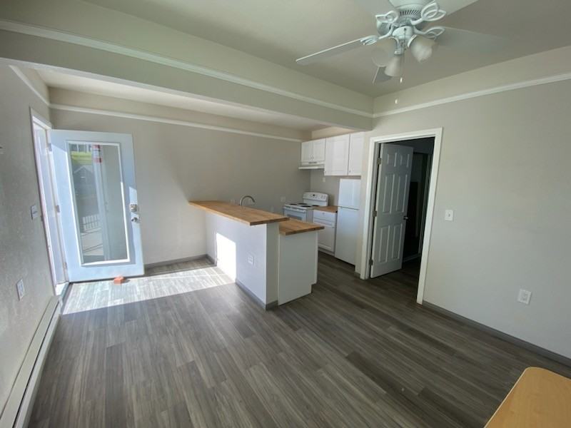971 W Main St #C - Photo 2 of 5