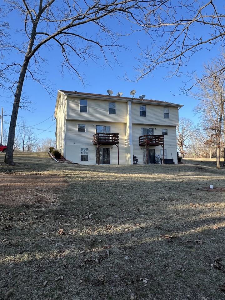 2682 Wegmann Rd - Photo 3 of 20