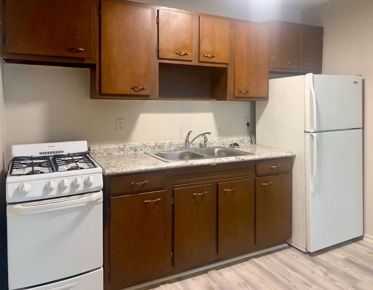 2954 Veach Rd #1 - Photo 4 of 8