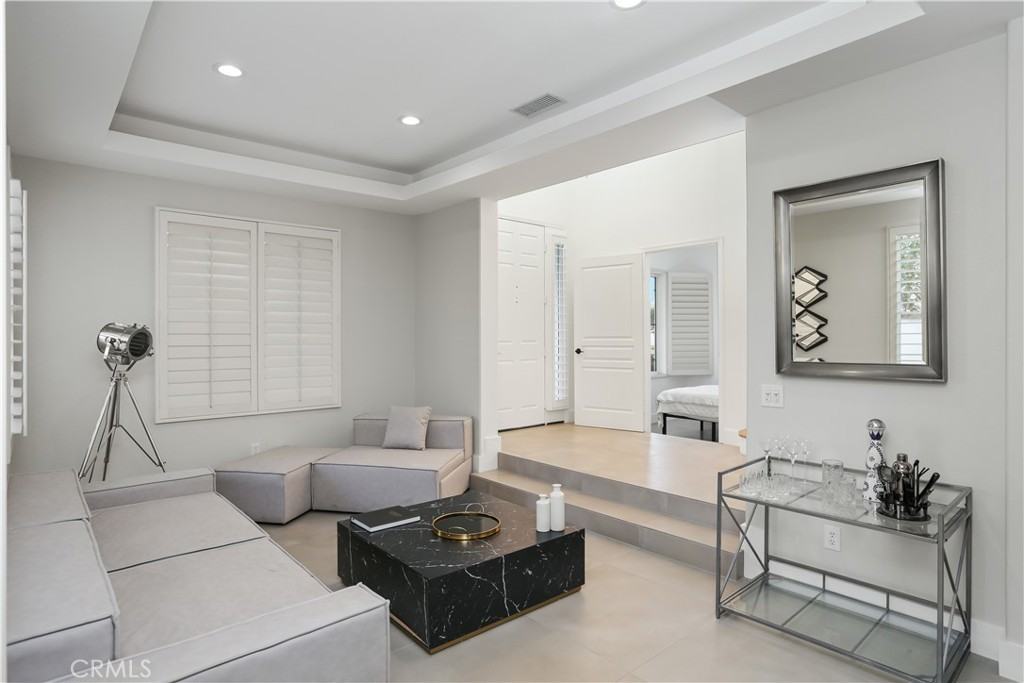 23679 Ridgeway - Photo 3 of 50