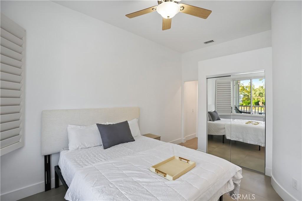 23679 Ridgeway - Photo 4 of 50