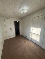 260 W Washington 1-AB #1 - Photo 2 of 6