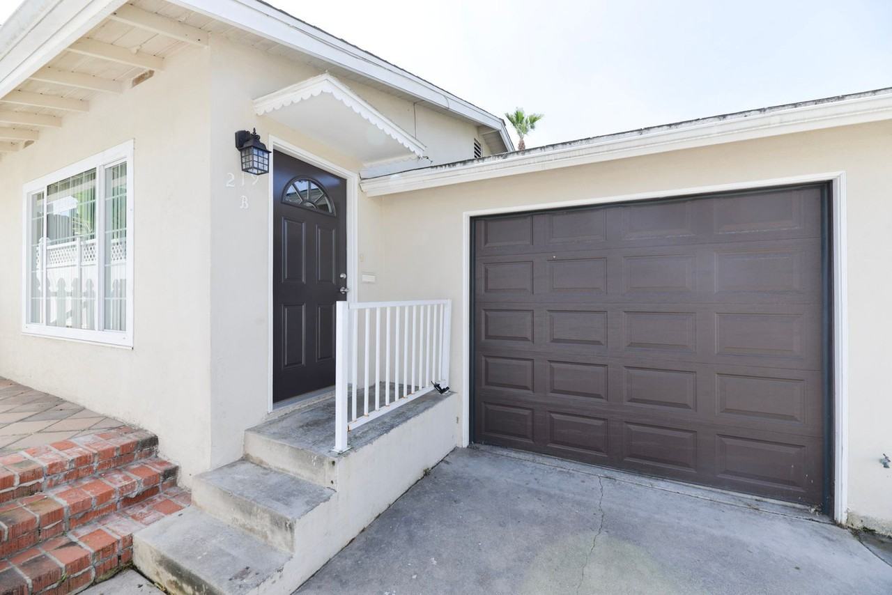 219 W Avenida Palizada - Photo 2 of 29