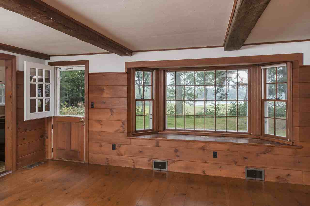 435 Bayview St - Photo 3 of 11