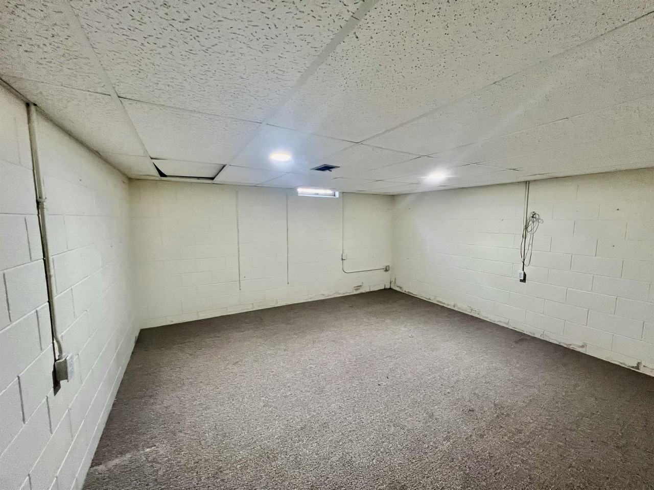 2714 S 11th Pl #2714 - Photo 2 of 19