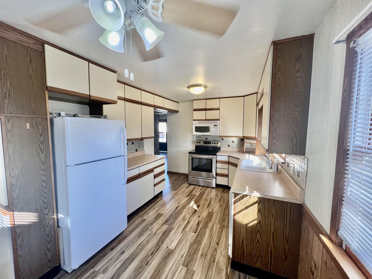 2714 S 11th Pl #2714 - Photo 5 of 19
