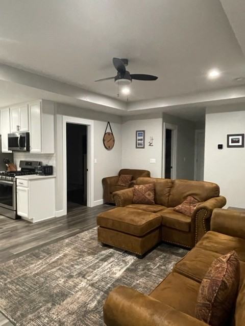 6161 W Admiralty Cir #1 - Photo 4 of 30