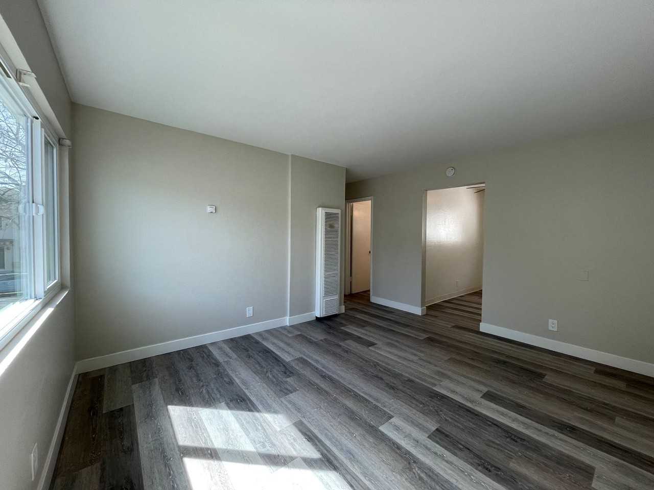 2307 I Street - Photo 2 of 17