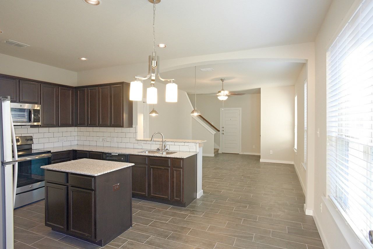 7102 Faith Way - Photo 3 of 12