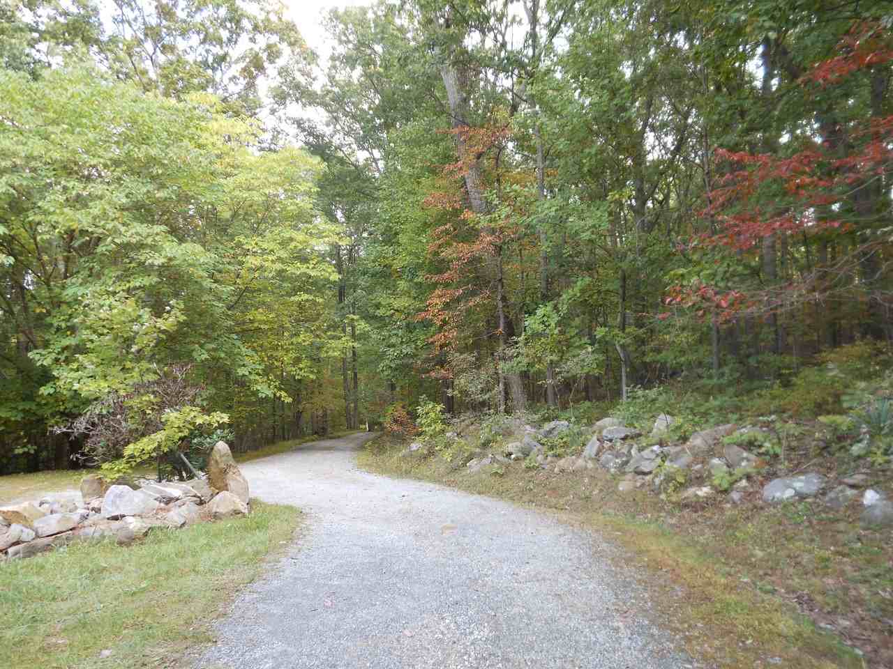 36 Toy Hill Ln - Photo 2 of 25