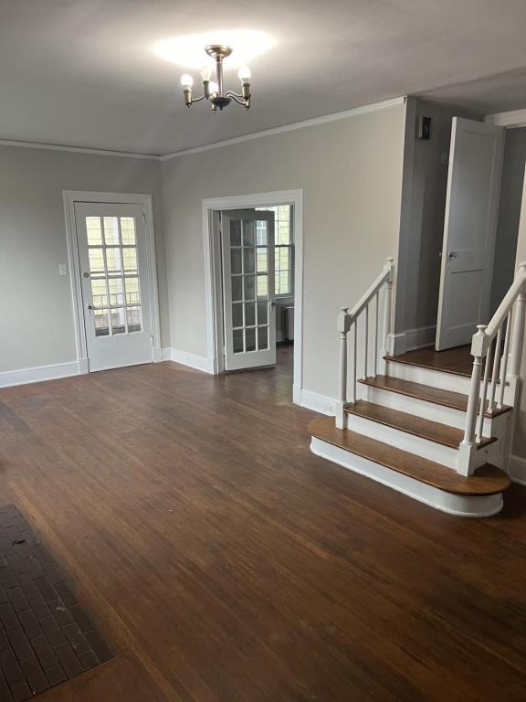 1117 N Main St - Photo 6 of 12