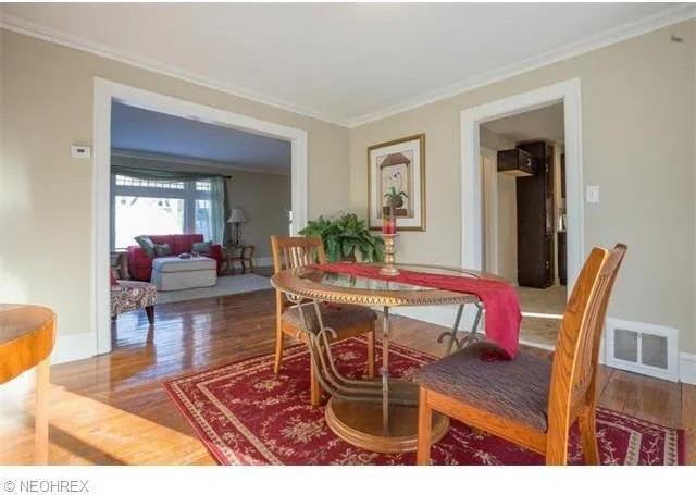 884 Beverly Rd - Photo 6 of 24
