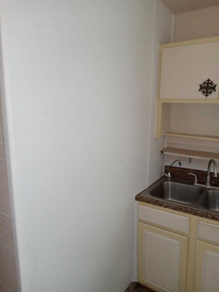 1412 Golfair Blvd #U - Photo 2 of 11
