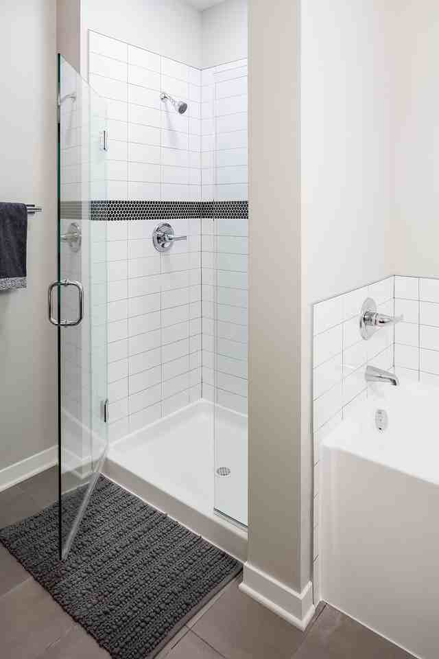 Lake & W Lake St #6551 - Photo 3 of 14