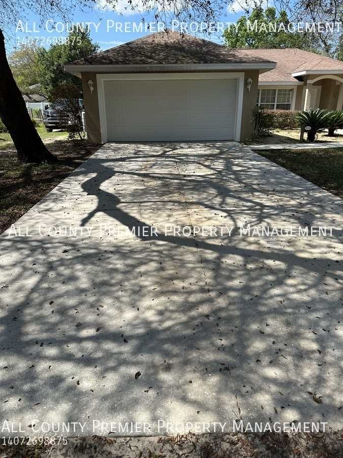 36115 Michigan Dr - Photo 3 of 13