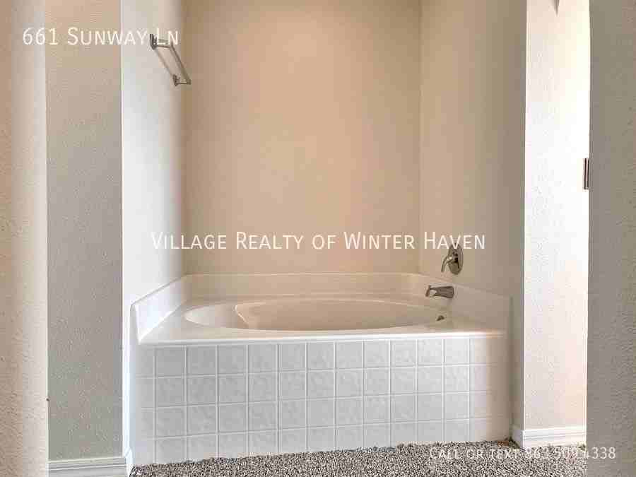661 Sunway Ln - Photo 2 of 31