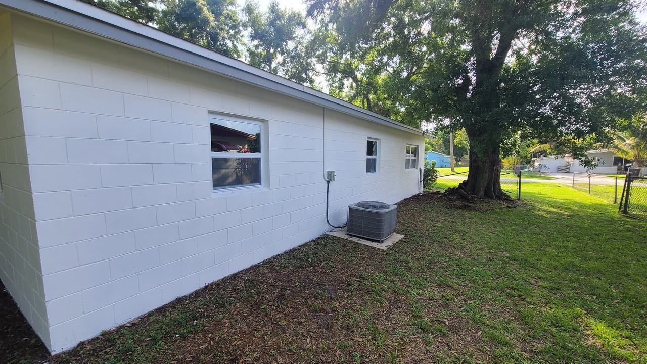 106 N 40th St #NA - Photo 3 of 21