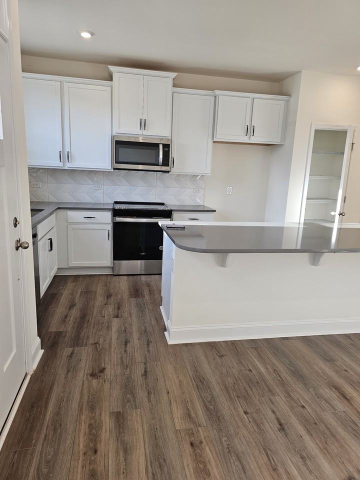 1071 S Point Rd #1071 - Photo 6 of 28