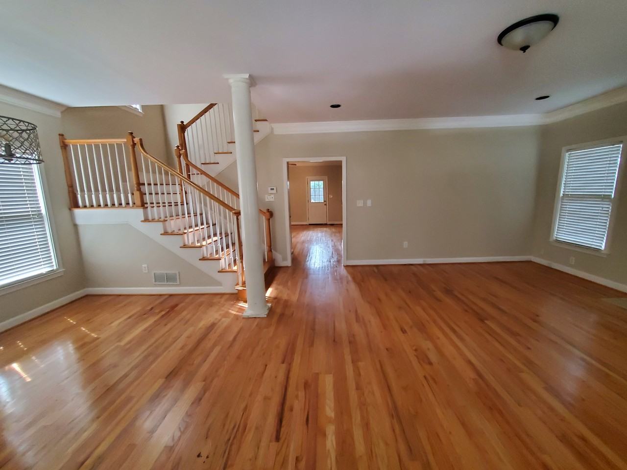 799 Hill St Se #NA - Photo 2 of 15