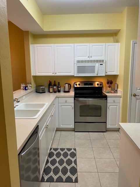 3973 Bishopwood Ct E #104 - Photo 7 of 19