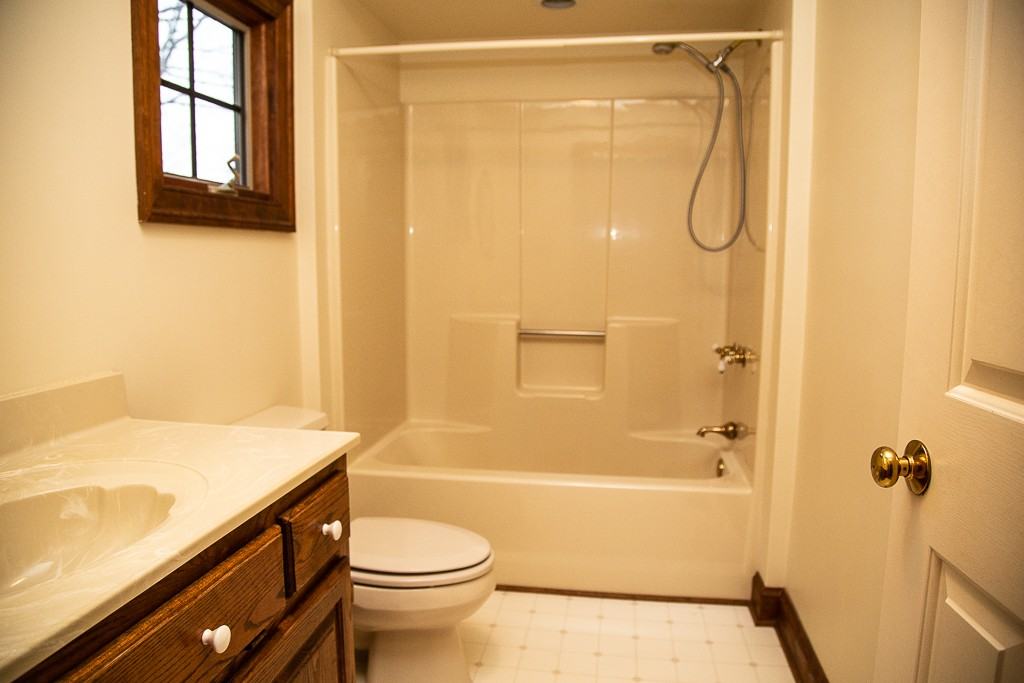 1033 Hobbs Rd #1 - Photo 4 of 19