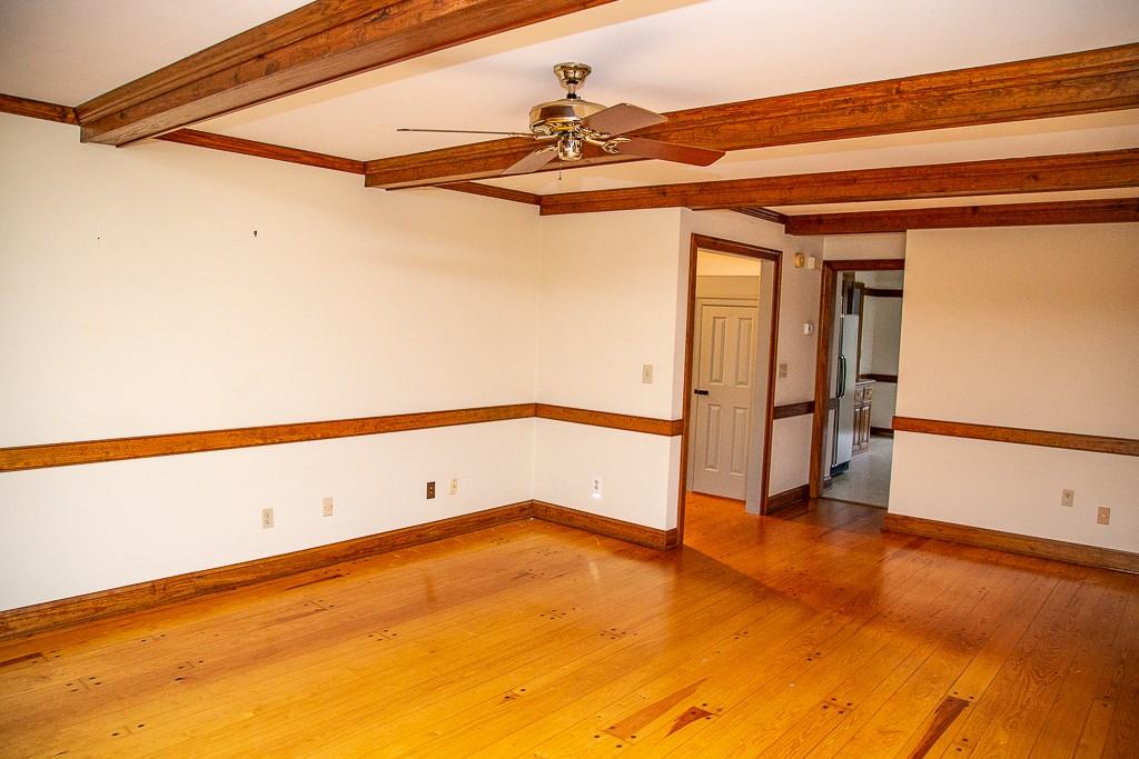 1033 Hobbs Rd #1 - Photo 5 of 19